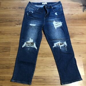 Ladies Risen Sequin Patch Mid Rise Dark Wash Jeans Size 2XL